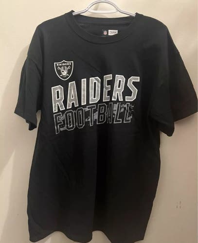 NFL Las Vegas Raiders Men’s Large T-Shirt