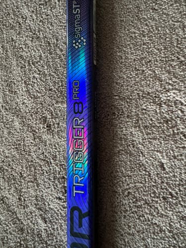 CCM Right Handed P29 Trigger 8 Pro Hockey Stick