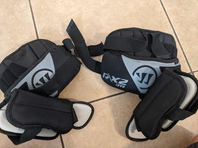 Never Used Like New, Warrior Goalie Knee Pads, Warrior RX2 Junior Size