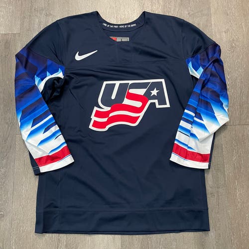 NWT Nike USA Hockey Olympic National Team Jersey IIHF Sz L
