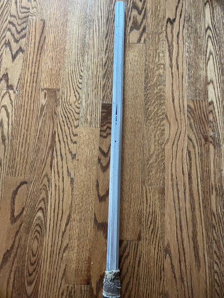 Vintage Warrior Kryptolyte C405 lacrosse shaft