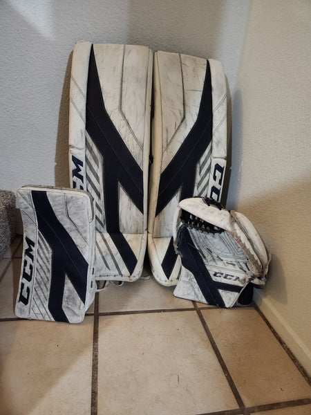 34" CCM Axis 1.9 Regular Goalie Full Set white/navy