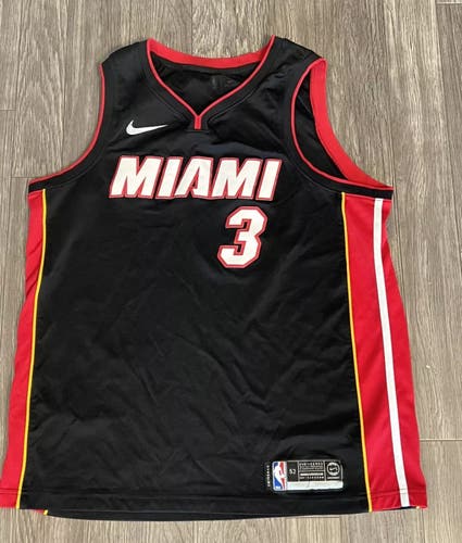Dwyane Wade XL Miami Heat Road Nike Swingman Jersey