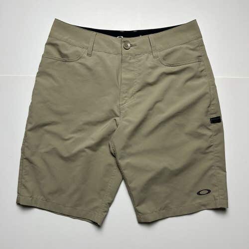 Oakley Golf Performance Shorts Khaki Brown Biege Regular Fit Men's 30"