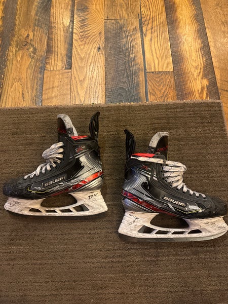 Used Senior Bauer Regular Width 8 Vapor 2X Pro Hockey Skates
