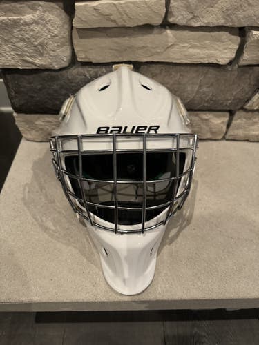 Used Junior Bauer NME 4 Goalie Mask