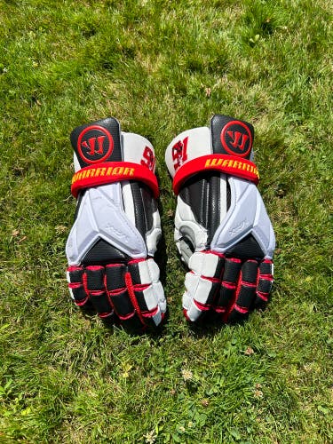 New Warrior Evo Pro Gloves