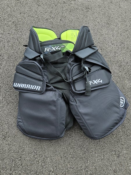 Used M/L Intermediate Warrior Ritual x4 e+ Hockey Goalie Pants