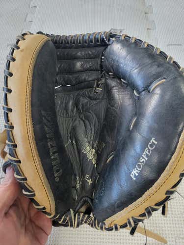 Used Mizuno Power Close 32 1 2" Catcher's Gloves