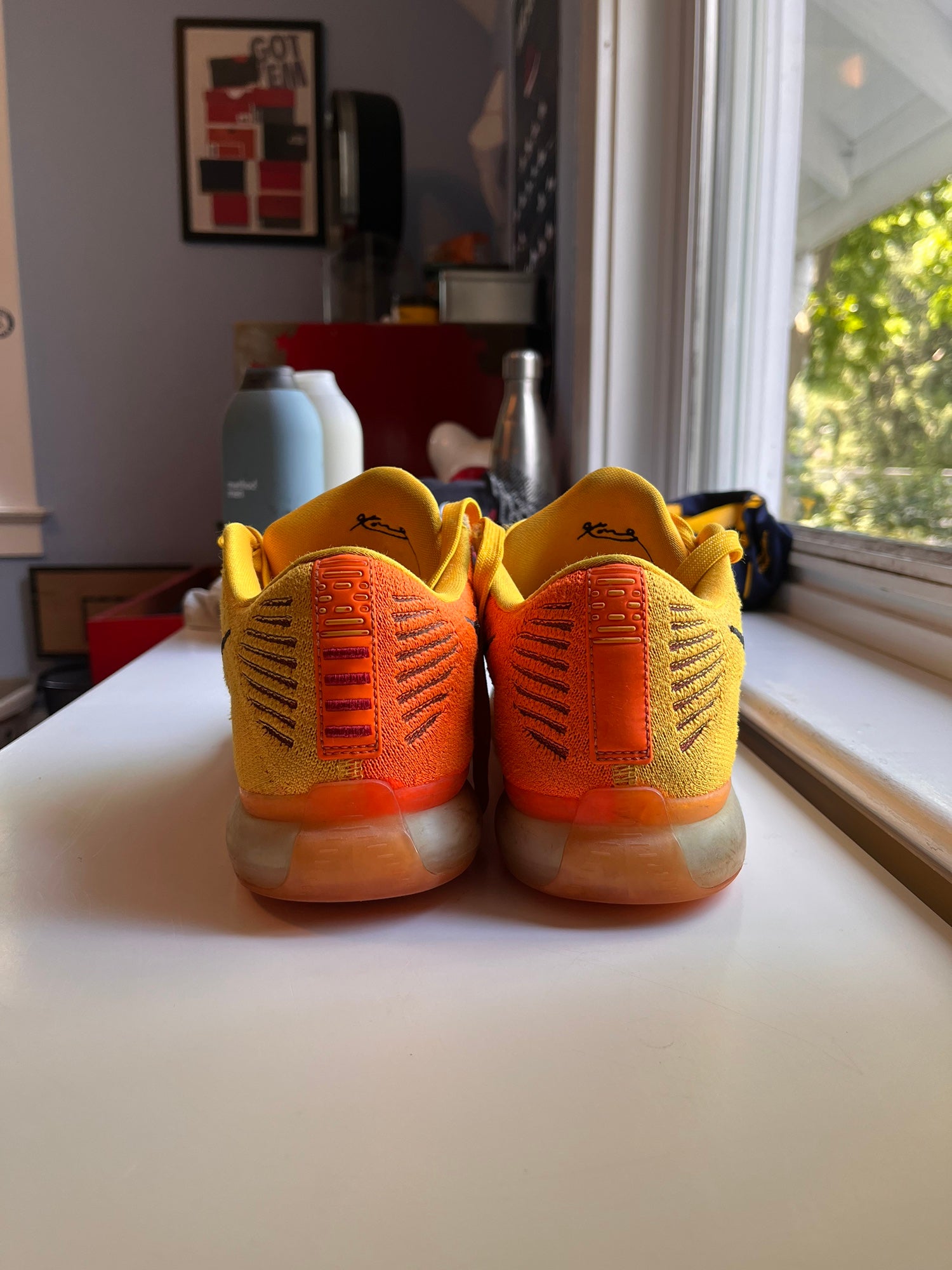 nike kobe 10 yellow