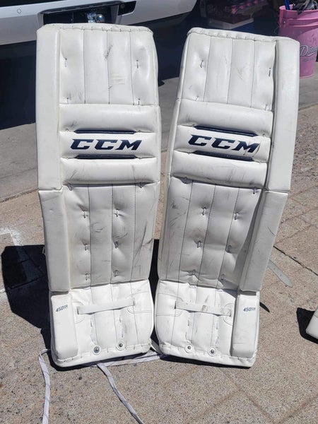 Used  CCM  Retro Flex Goalie Leg Pads