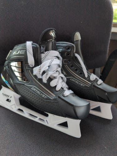 New Senior True Catalyst 9X4 Hockey Goalie Skates 7.5