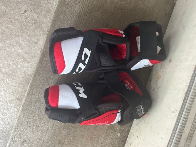 ccm jetspeed ft4 elbow pads