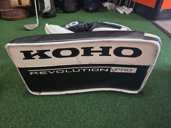 Used Koho Moyen 460 Full Right Pro Stock Glove and Blocker Set