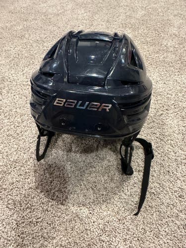 Used Small Bauer Re-Akt 150 Helmet