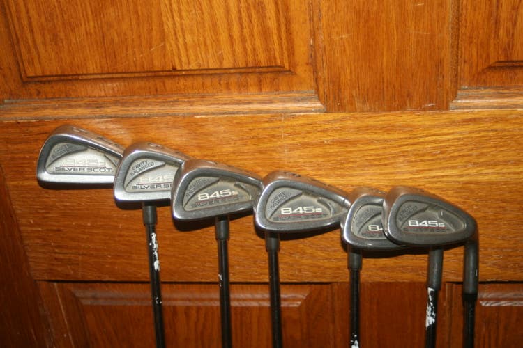 Tommy Armour 5-9 Irons, PW, Steel Shaft RH Golf Clubs
