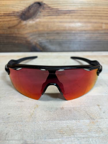 Used Men's Oakley Radar EV Prizm Sunglasses