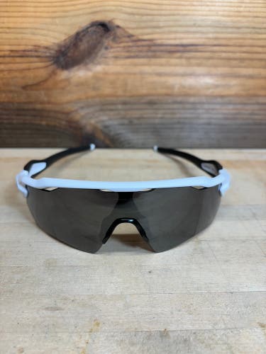 Used Men's Oakley Radar EV Prism Sunglasses