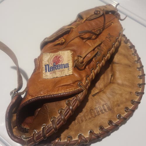 Used Right Hand Throw Vintage SBM 100K Nokona First Base Softball Glove 13"