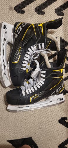 Used Senior CCM Super Tacks 9370 10 EE