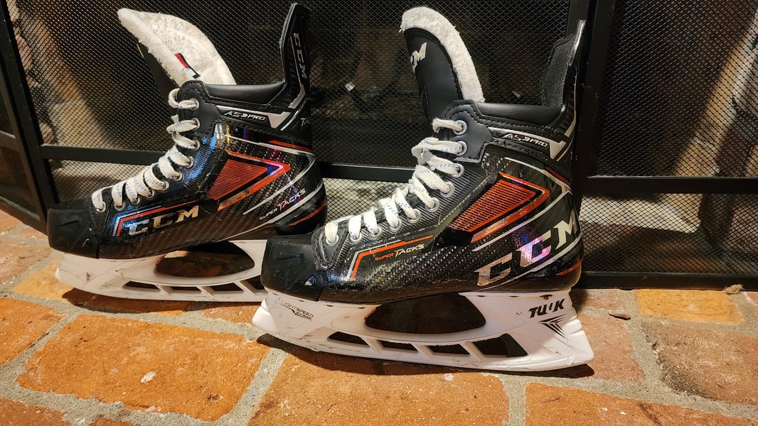 Jordan Martinook Hurricanes CCM Super Tacks AS3 Pro NHL Pro Stock Skates Carolina Red Size 7.25 7