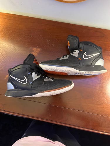 Used Men's Nike Kyrie Infinity Shoes