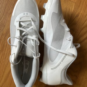 New Size 13 (Women's 14) Adult Men's Under Armour Low Top Molded Cleats