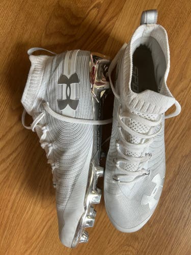 White New Size 13 (Women's 14) Adult Men's Under Armour Mid Top Molded Cleats