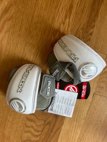 New Large Adult Maverik Rome Elbow pad/cap