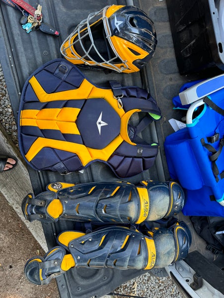 Navy/Gold All star System 7 Catchers Gear