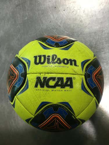 Used Wilson Forte Hybrid Ii Match Ball 5 Soccer Balls