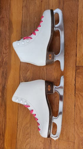 Riedell Used Figure Skates, Junior 12