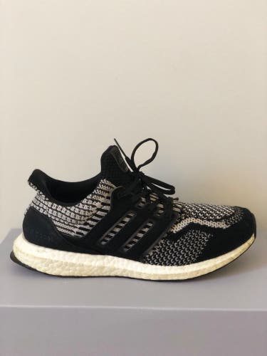 Used Adidas Ultra boost 5.0 DNA Oreo