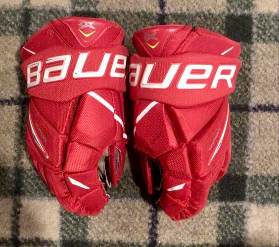 Bauer Vapor X hockey Gloves 13" red