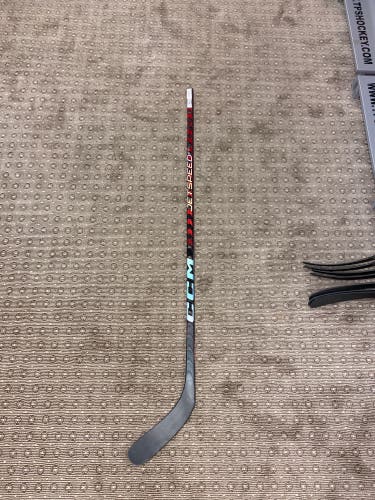 New CCM JetSpeed FT5 Pro Int Right 55 P88 Hockey Stick