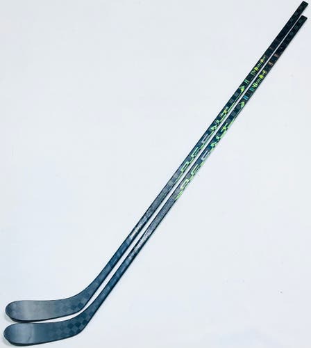 New 2 Pack Bauer AG5NT Hockey Stick-RH-87 Flex-P28-Grip W/ Full Tactile