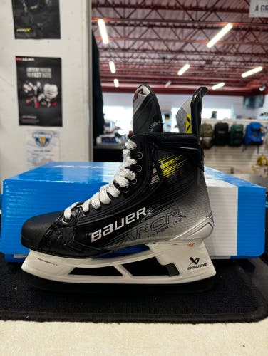 Bauer Vapor Hyperlite 2 Hockey Skates Size 11.5 Fit 2