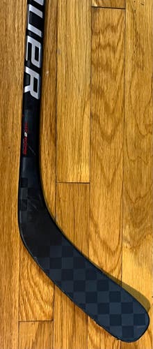 Used Senior Bauer Vapor Hyperlite 2 Left Hand Hockey Stick P88