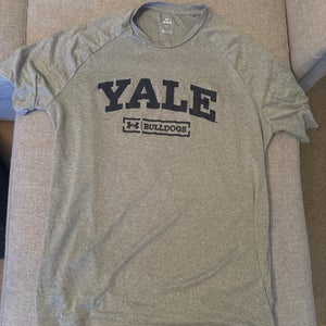 Yale University Gray Shirt - Size Large