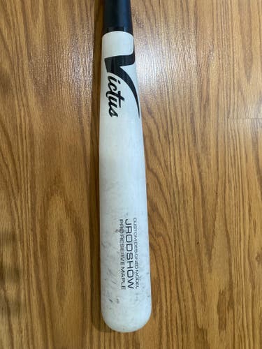 Used Victus Julio Rodriguez Pro Reserve Maple Wood Bat (-3) Maple 29 oz 32"