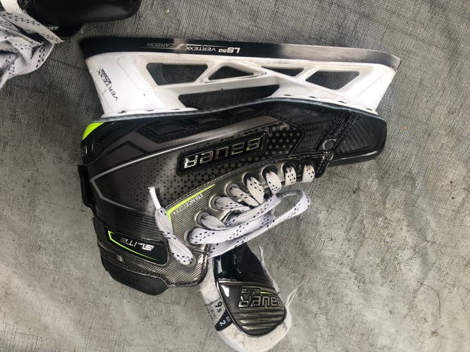 Bauer Elite Goalie Skates 9.5 fit 2