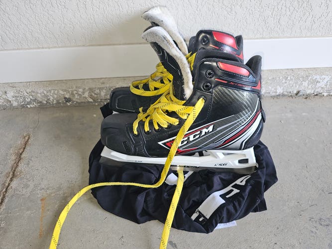 Used CCM FT460 Hockey Goalie Skates Regular Width 9