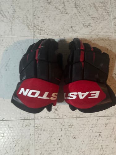 Used  Easton 12" Synergy 40 Gloves