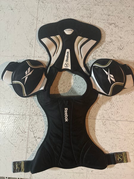 Used Large Reebok  SC4 Shoulder Pads