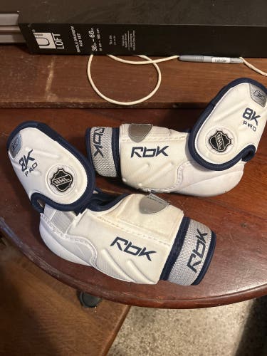 *NEARLY NEW* Prostock RBK/Jofa 8k Pro Hockey Elbow Pads