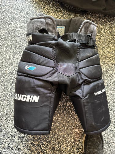 Used Medium Vaughn Goalie Pants