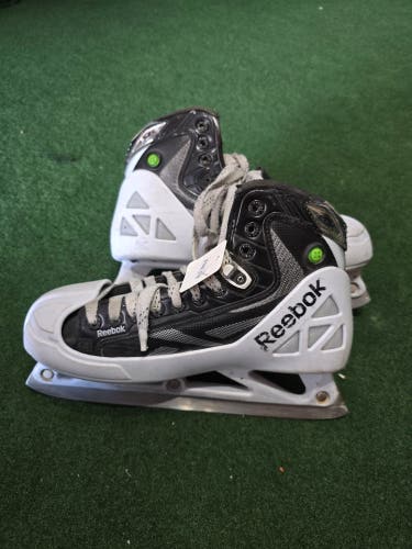 Used Senior Reebok 20K Hockey Skates 8.5