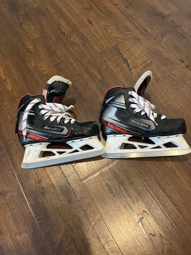Used Junior Bauer Regular Width Size 3.5 Vapor X2.7 Hockey Goalie Skates
