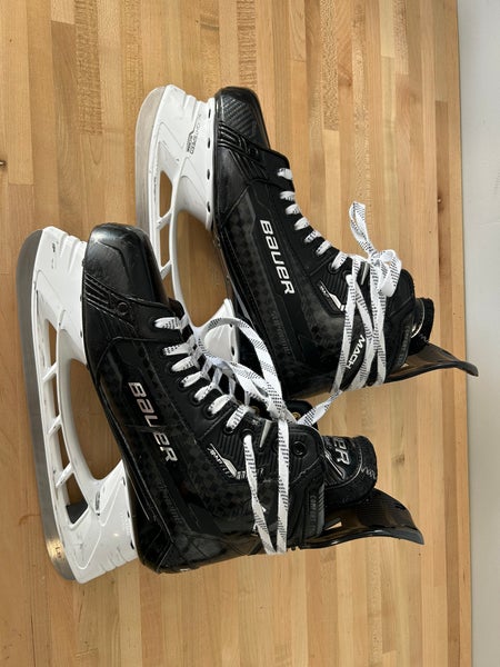 Used Senior Bauer Regular Width 9.5 Supreme Mach Hockey Skates