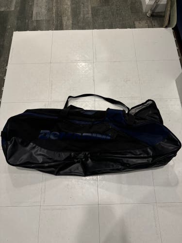 Used DeMarini Duffle Bag